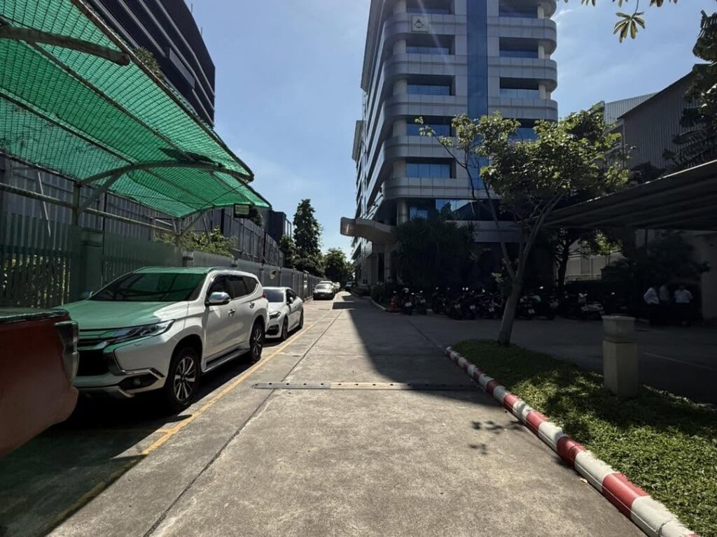 ระบบกล้องวงจรปิดและเน็ตเวิร์ก สำนักงานใหญ่ Veloil กรุงเทพฯ 2