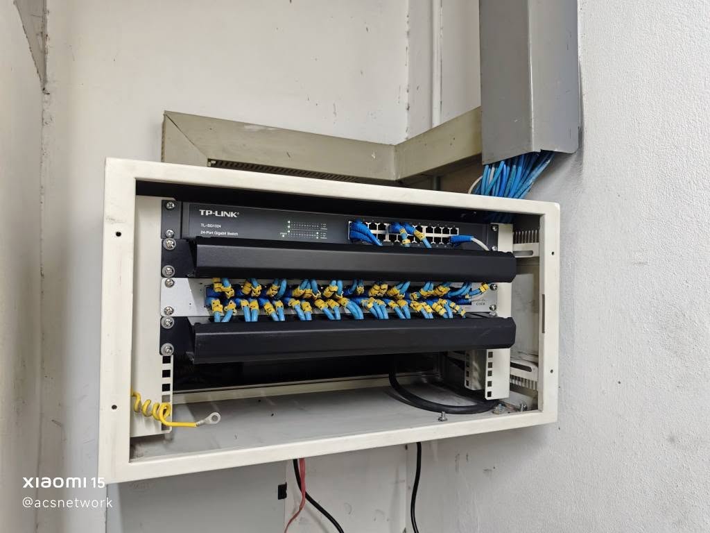 จัดระเบียบสายแลนและตู้ Network Rack บริษัทเวลลอย 11