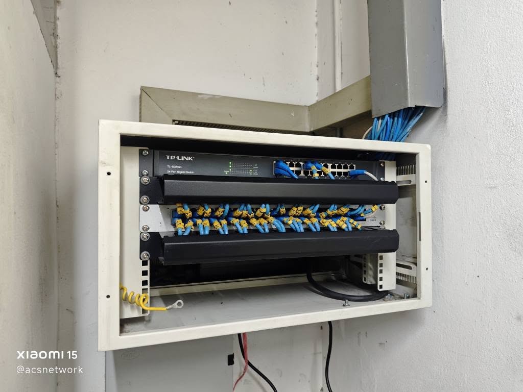 จัดระเบียบสายแลนและตู้ Network Rack บริษัทเวลลอย 12