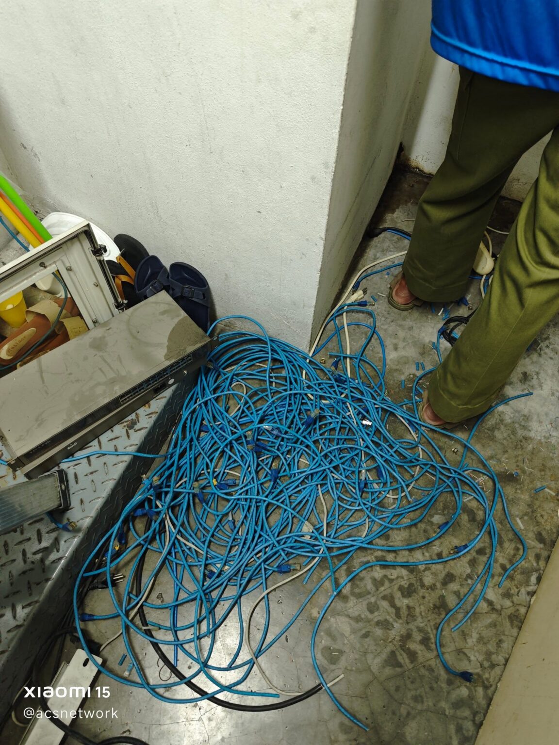 จัดระเบียบสายแลนและตู้ Network Rack บริษัทเวลลอย 7