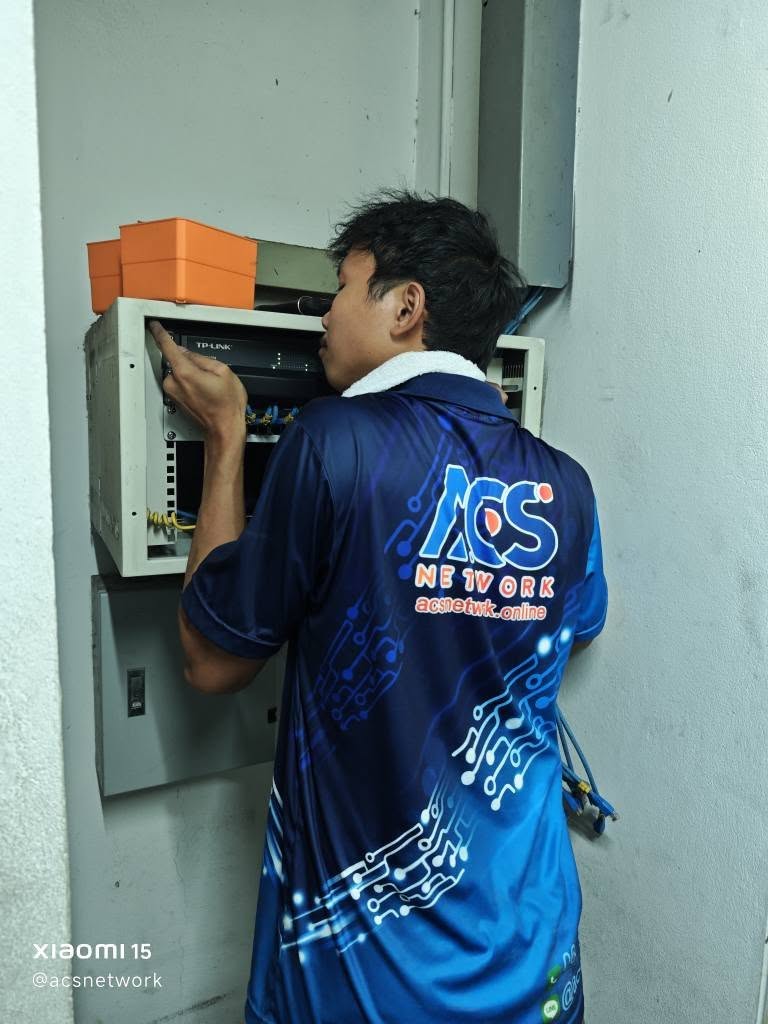 จัดระเบียบสายแลนและตู้ Network Rack บริษัทเวลลอย 9