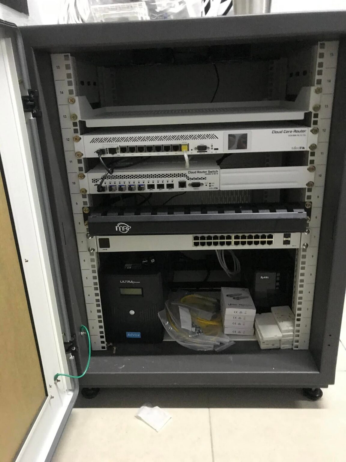 Wi-Fi, CCTV และคีย์การ์ด Lewit Hotel Pattaya 5