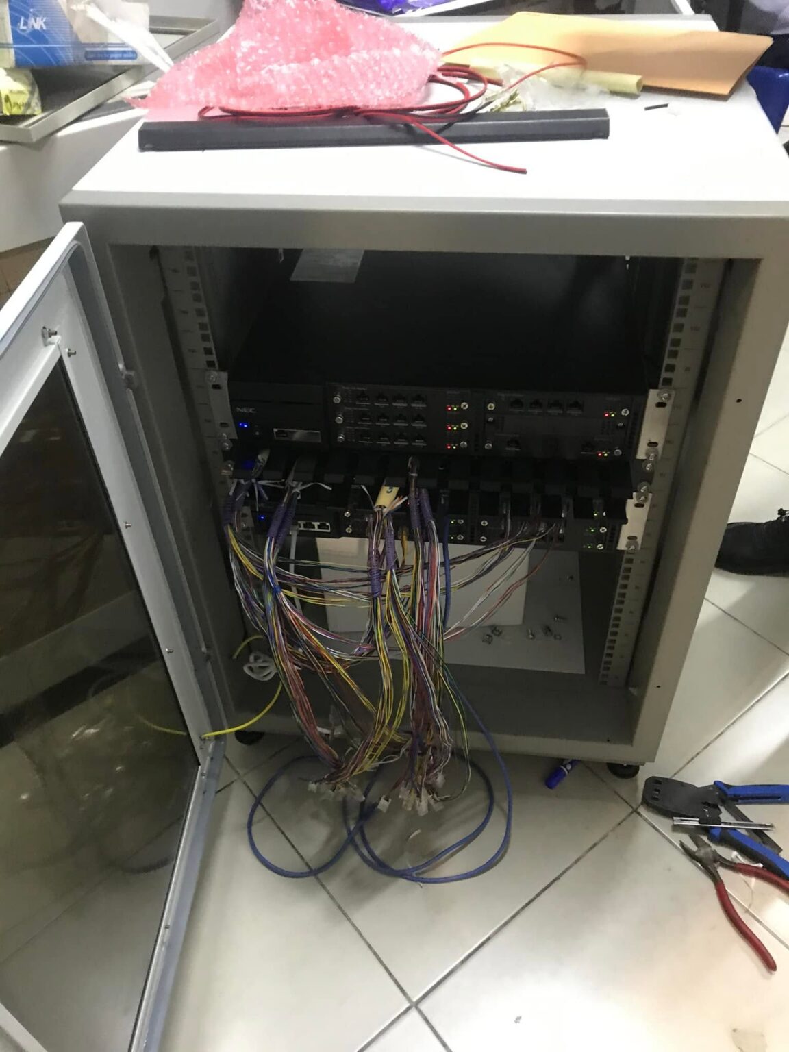 Wi-Fi, CCTV และคีย์การ์ด Lewit Hotel Pattaya 7