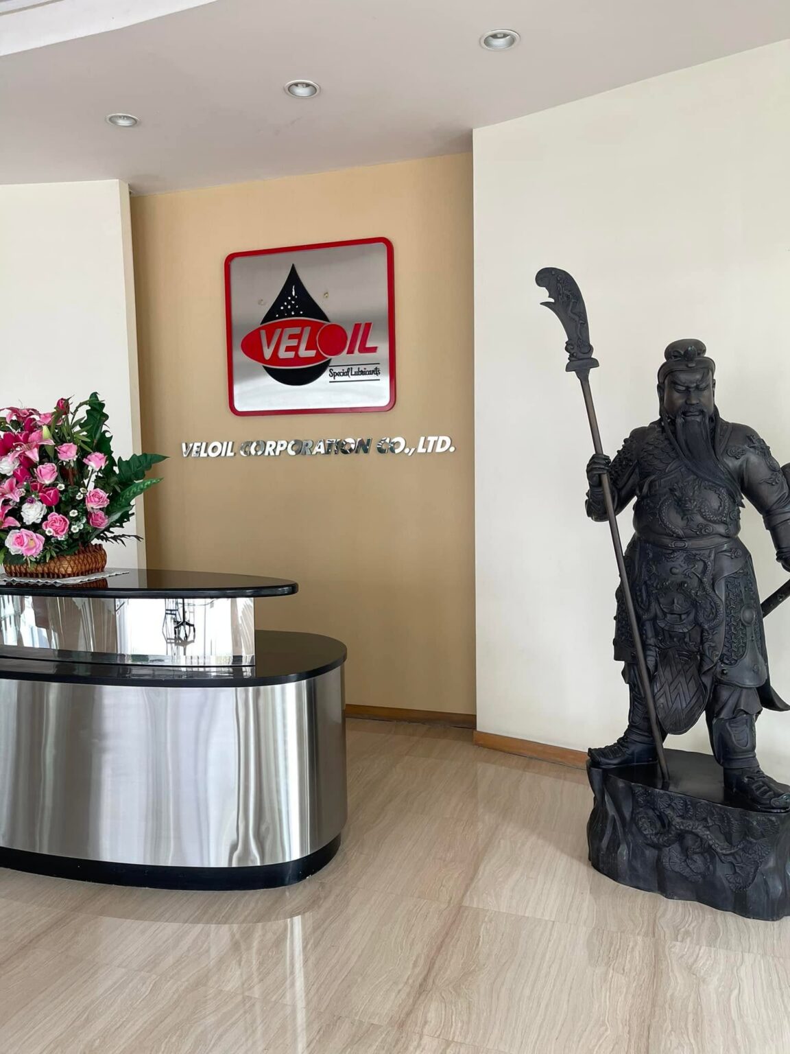 ระบบกล้องวงจรปิดและเน็ตเวิร์ก สำนักงานใหญ่ Veloil กรุงเทพฯ 6