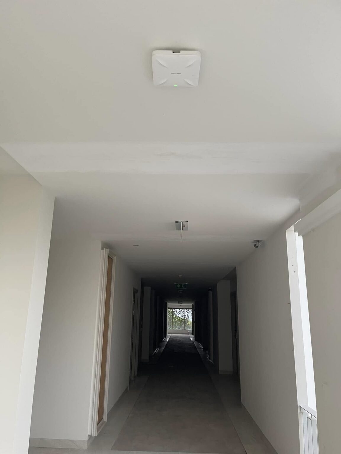 Access Point, กล้องวงจรปิด และระบบโทรศัพท์ โรงแรม Navy House สัตหีบ 3